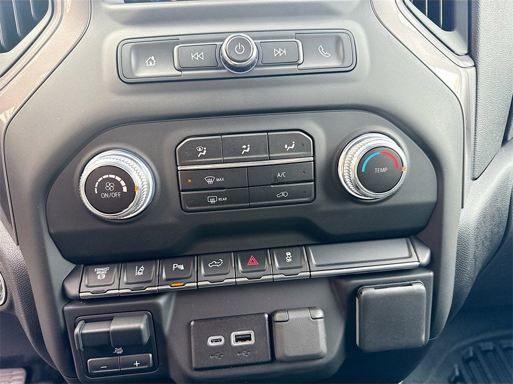 2025 GMC Sierra 2500 HD Pro