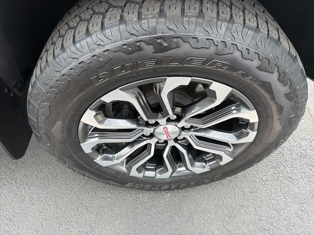 2023 GMC Canyon Denali