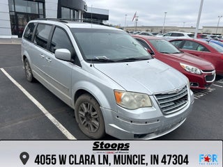 2010 Chrysler Town &amp; Country Touring