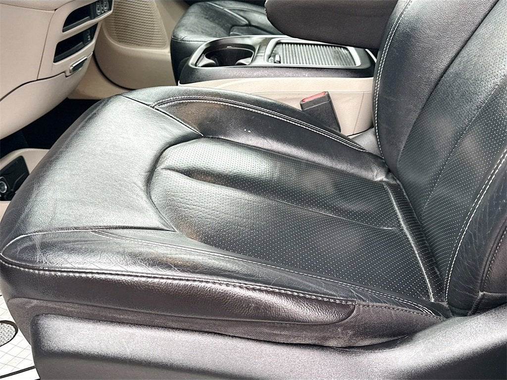 2022 Chrysler Pacifica Hybrid Touring L