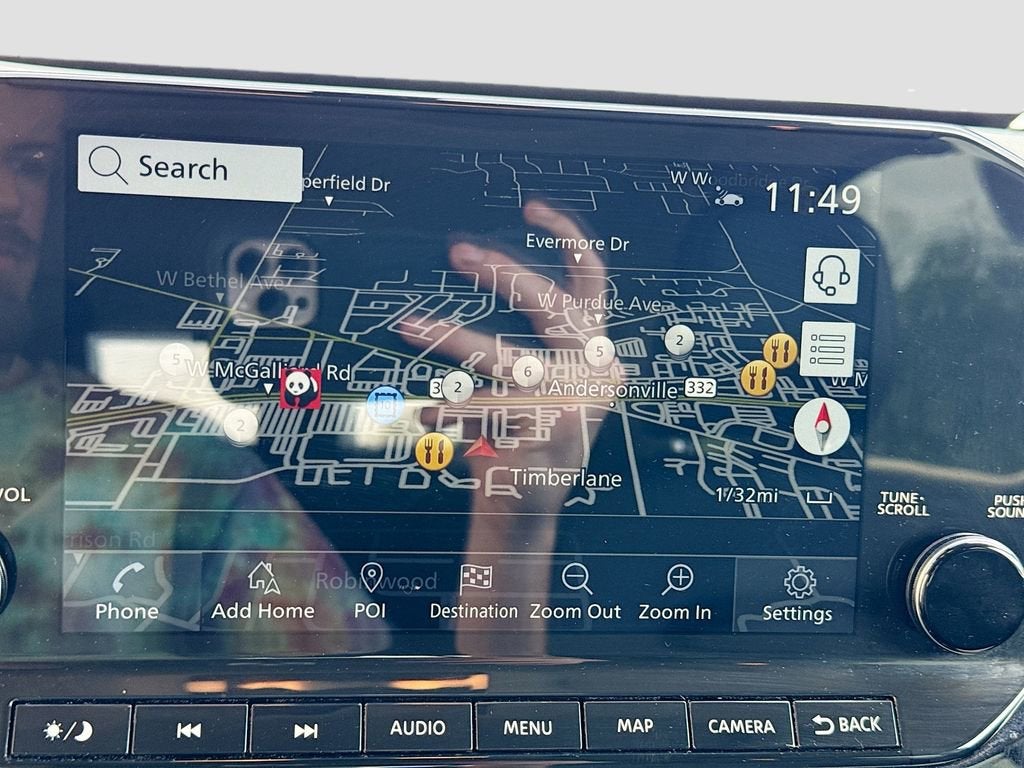 2022 Nissan Pathfinder SL