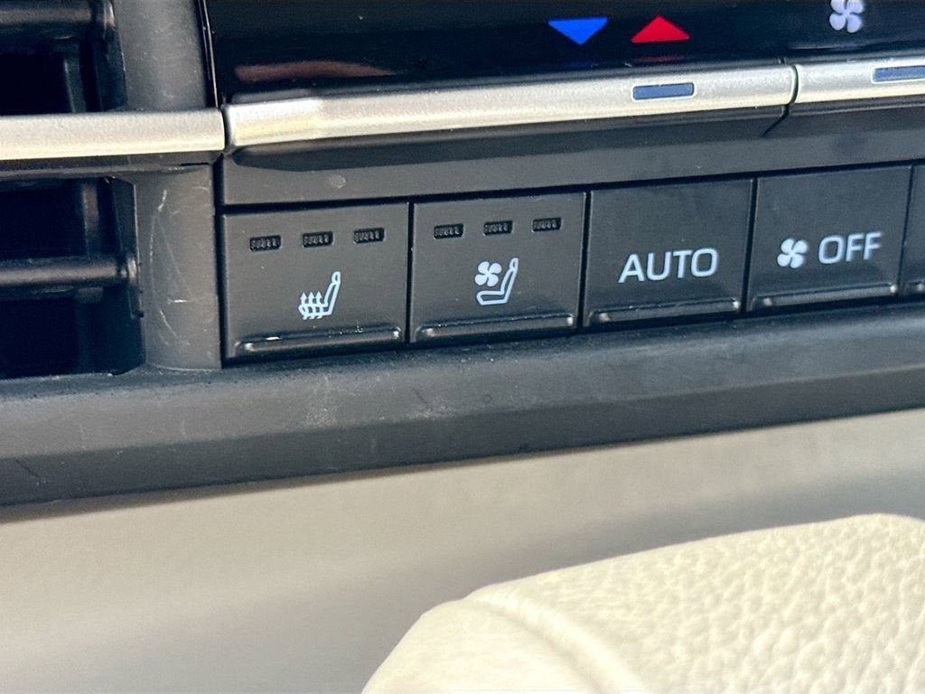 2023 Toyota Sienna Limited