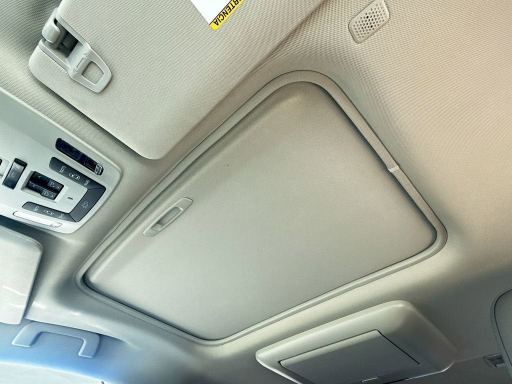 2023 Toyota Sienna Limited