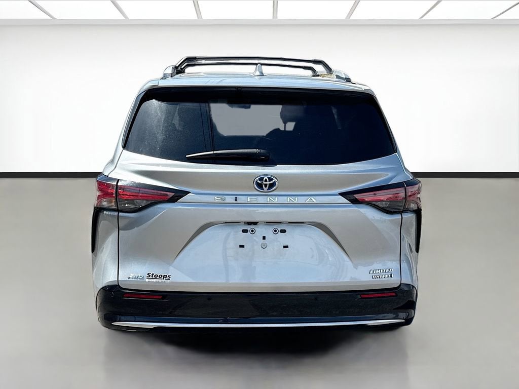 2023 Toyota Sienna Limited