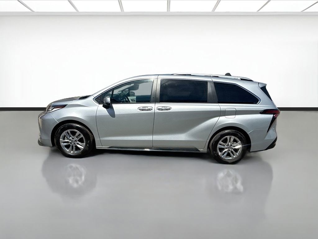 2023 Toyota Sienna Limited