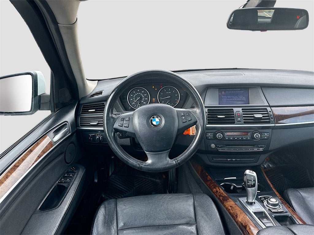2010 BMW X5 30i