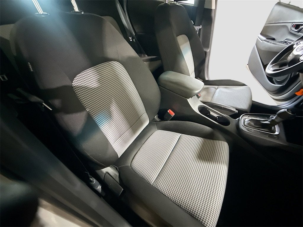 2022 Hyundai Kona SE