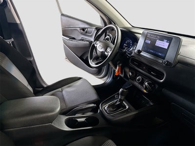 2022 Hyundai Kona SE