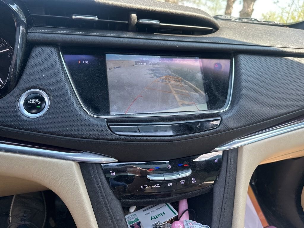 2017 Cadillac XT5 Luxury AWD