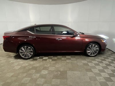 2025 Nissan Altima SL AWD