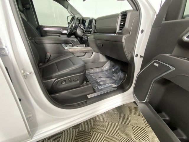 2025 Chevrolet Silverado 3500 HD LTZ