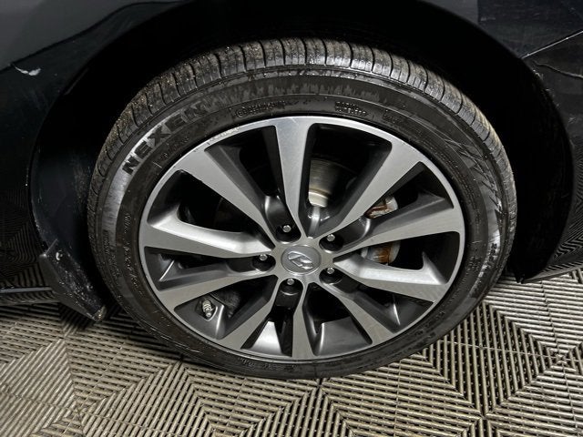 2020 Hyundai Elantra GT Base