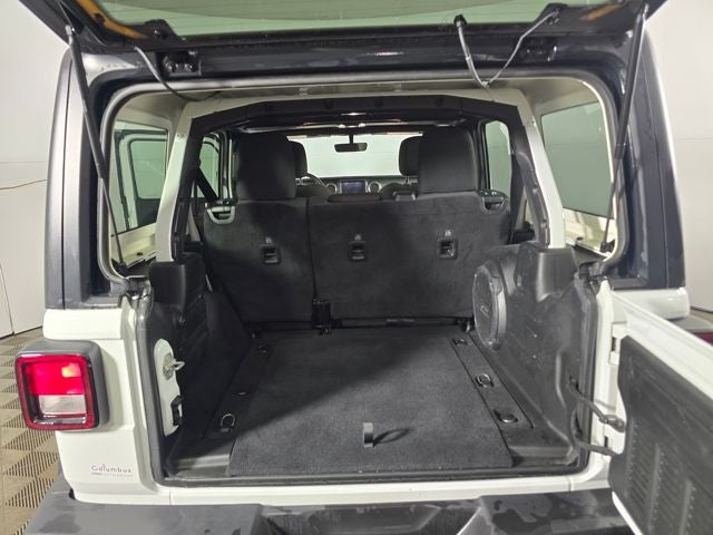 2022 Jeep Wrangler Unlimited Sahara 4x4