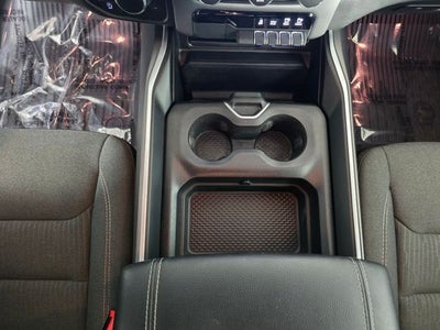 2022 RAM 1500 Big Horn Quad Cab 4x4 6'4' Box