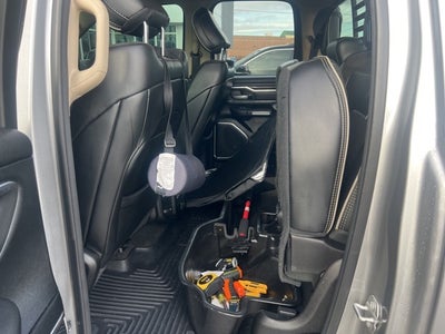 2019 RAM 1500 Laramie Quad Cab 4x4 6'4' Box