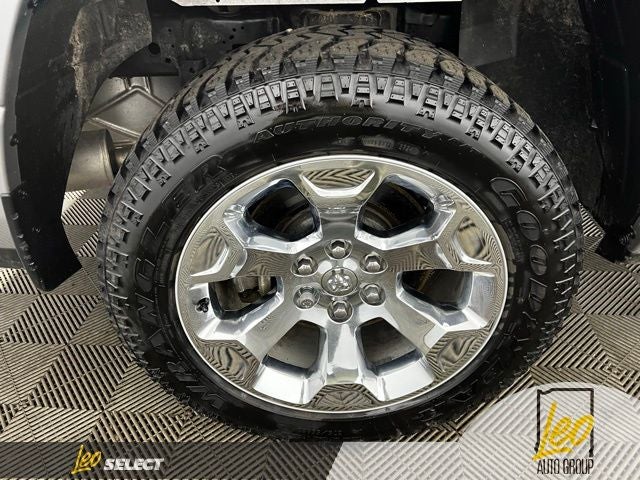 2022 RAM 1500 Big Horn Crew Cab 4x4 5'7' Box