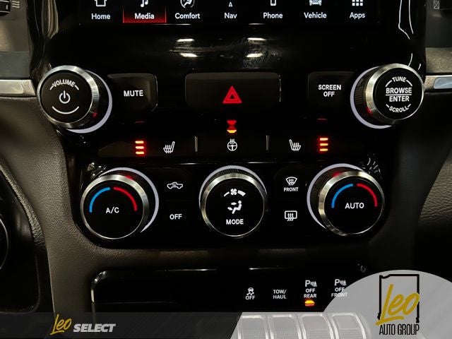 2022 RAM 1500 Big Horn Crew Cab 4x4 5'7' Box