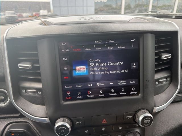 2021 RAM 1500 Big Horn Crew Cab 4x4 5'7' Box