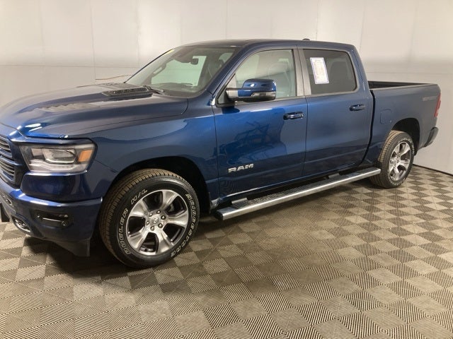 2023 RAM 1500 Laramie Crew Cab 4x4 5'7' Box