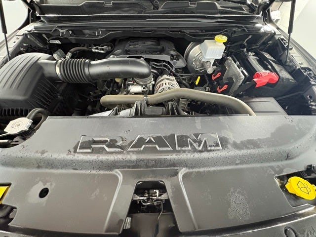 2022 RAM 1500 Laramie Crew Cab 4x4 5'7' Box