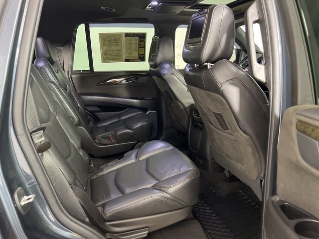 2019 Cadillac Escalade Platinum