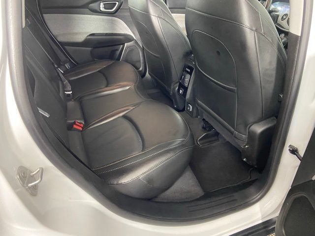 2022 Jeep Compass Latitude Lux 4x4