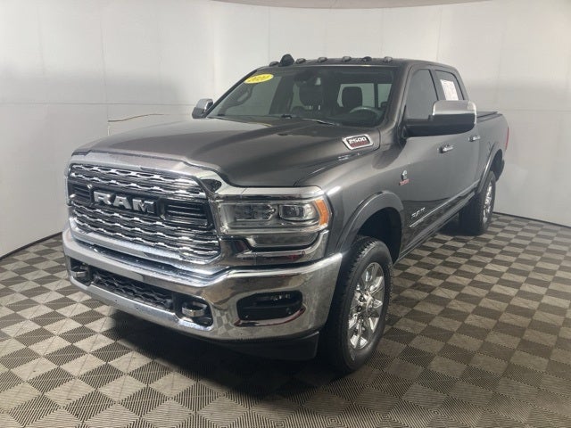 2020 RAM 2500 Limited Crew Cab 4X4 6'4' Box