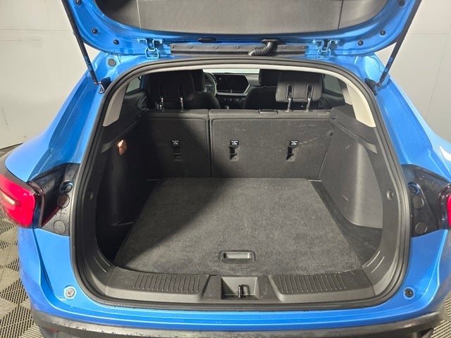 2025 Chevrolet Trax FWD LS