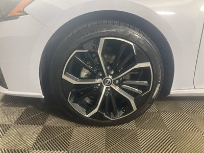 2024 Nissan Altima SR