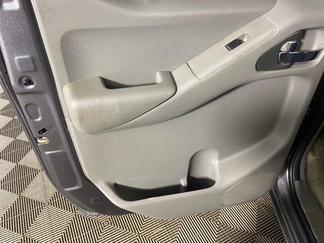 2017 Nissan Frontier SV