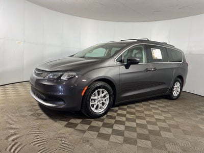 2021 Chrysler Voyager LXI