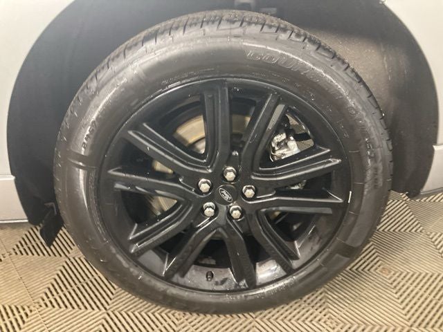 2024 Ford Edge ST Line