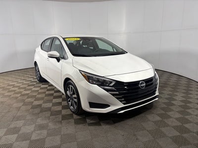 2025 Nissan Versa SV
