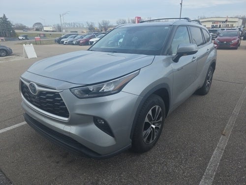 2020 Toyota Highlander Hybrid XLE