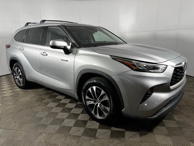 2020 Toyota Highlander Hybrid XLE