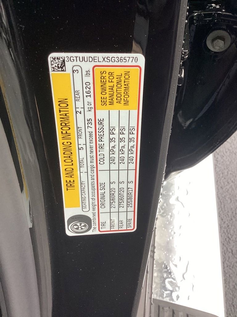 2025 GMC Sierra 1500 SLT