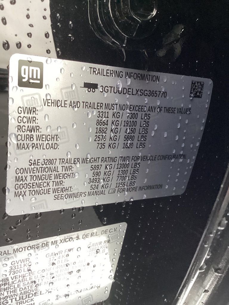 2025 GMC Sierra 1500 SLT