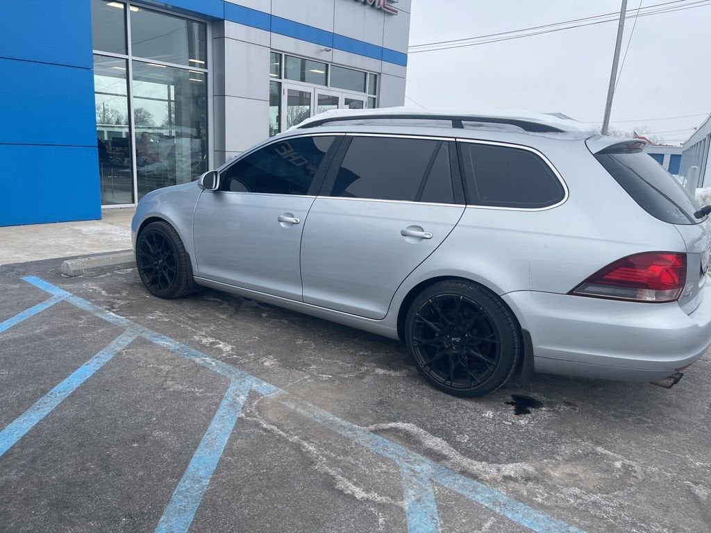 Used 2014 Volkswagen Jetta SportWagen TDI with VIN 3VWPL7AJ8EM616701 for sale in Benton Harbor, MI