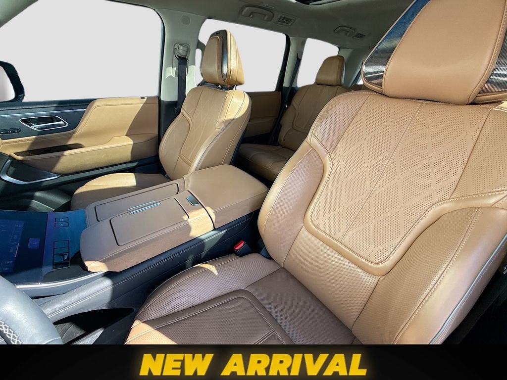 2025 INFINITI QX80 SENSORY