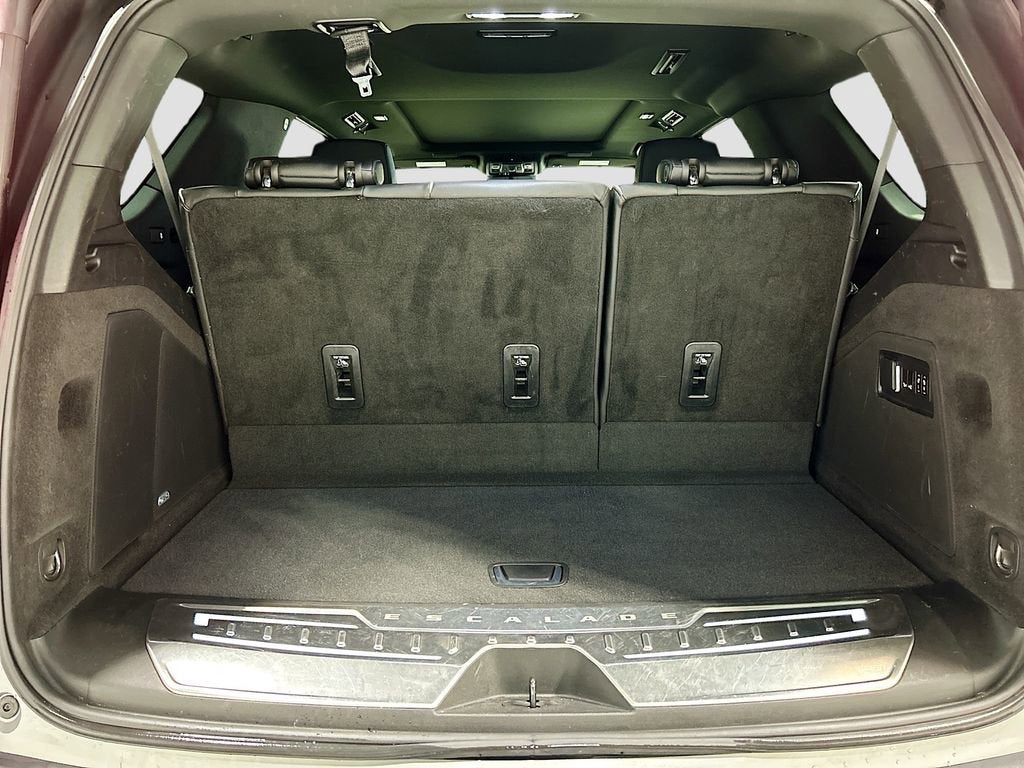 2023 Cadillac Escalade Sport