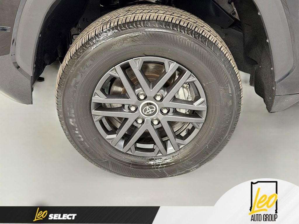 2023 Toyota Tundra 4WD SR5